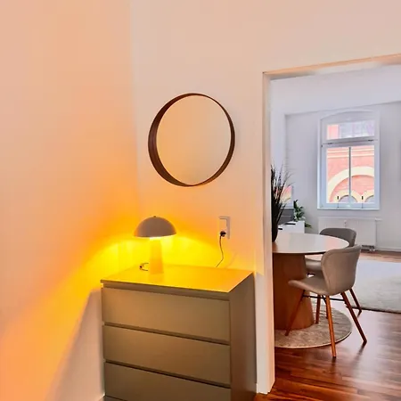 New In Buckau - Waschmaschine, Smart-tv, Neues Badezimmer Apartment Magdeburg