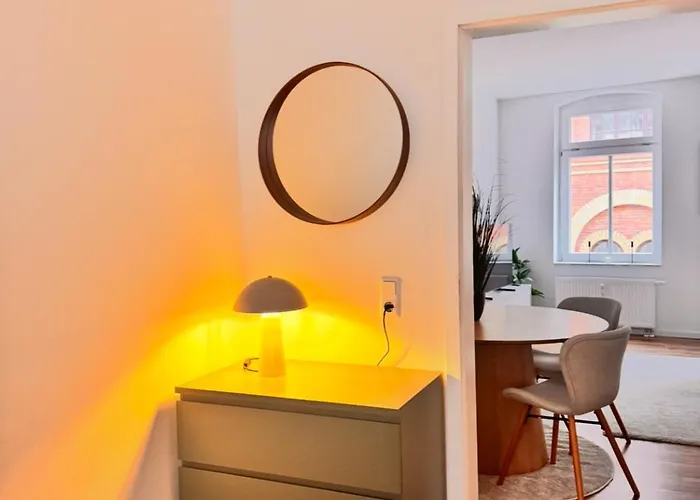 New In Buckau - Waschmaschine, Smart-tv, Neues Badezimmer Lägenhet Magdeburg