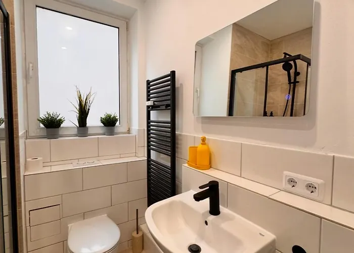 New In Buckau - Waschmaschine, Smart-tv, Neues Badezimmer * Magdeburg